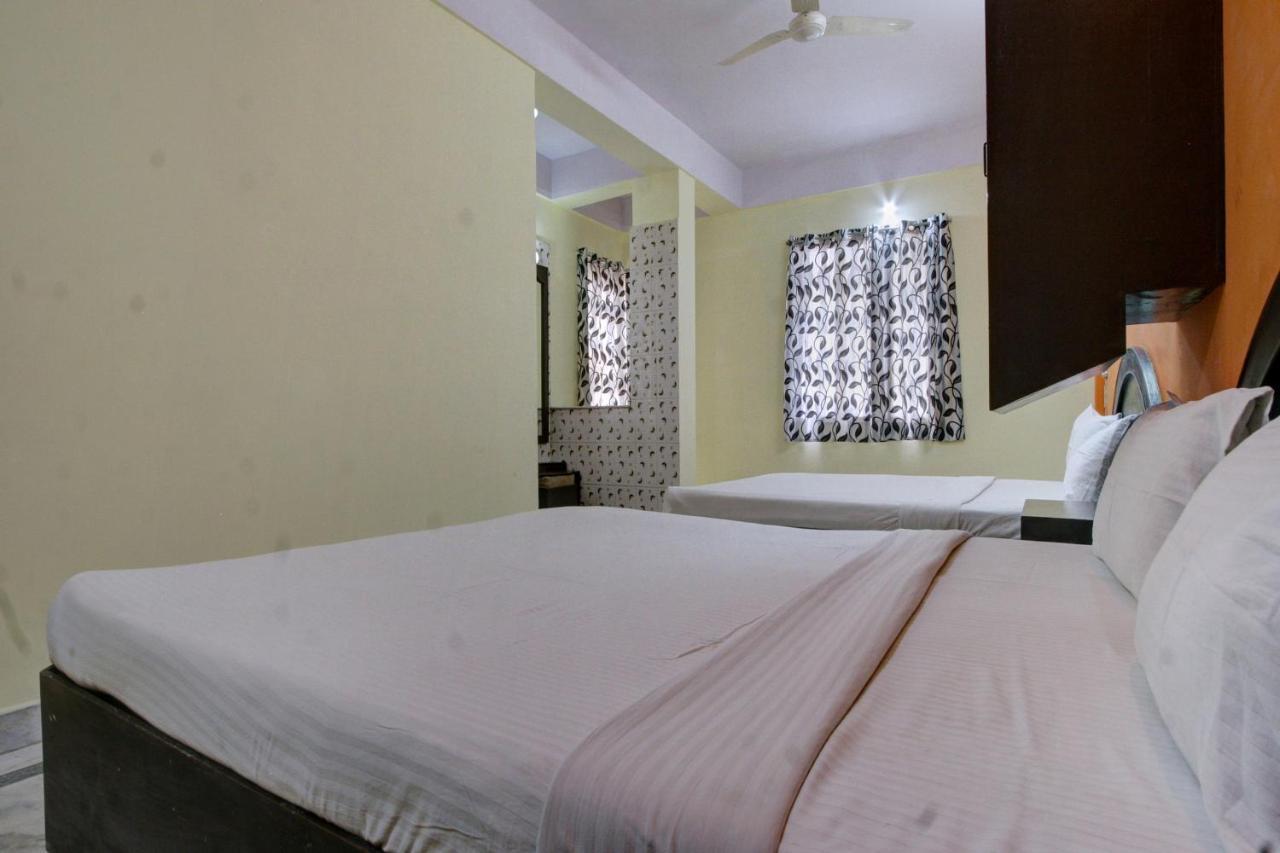 Spot On Radha Krishna Deluxe Lodge Near Cubbon Park Bangalore Extérieur photo